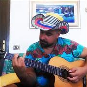 Insegno chitarra e teoria musicale da molti anni